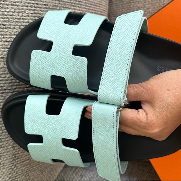 SNIB HERMÈS Bleu Cristaux Epsom Women’s Chypre Sandals - Picture 4 of 16